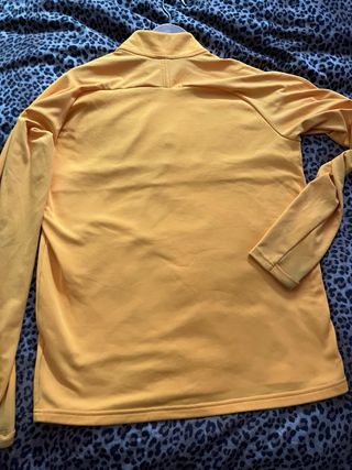 Sudadera Nike amarilla media cremallera