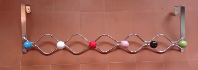 Perchero de puerta con 6 bolas de colores