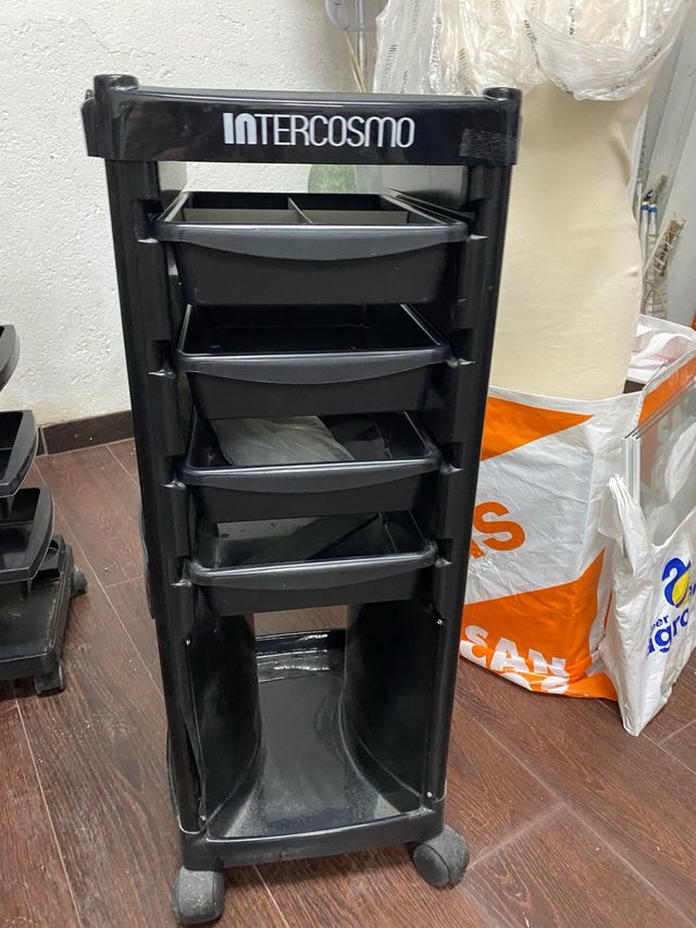 Carrito peluquería INTERCOSMO negro