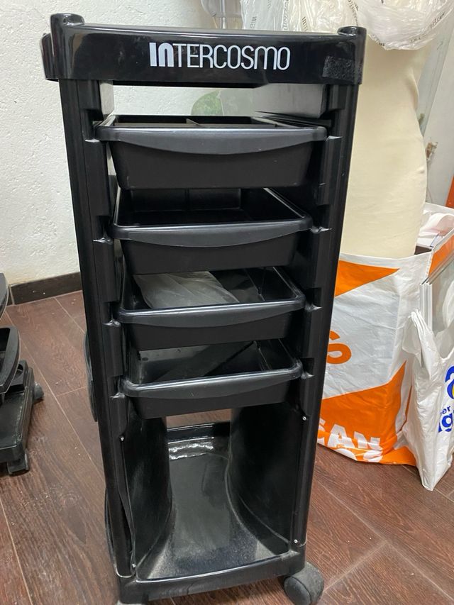 Carrito peluquería INTERCOSMO negro
