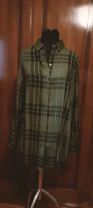 Camicia scozzese verde con fili argento