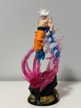 Dragon Ball Z Super Son Goku Ultra Istinto 25cm