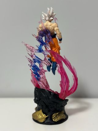 Dragon Ball Z Super Son Goku Ultra Istinto 25cm