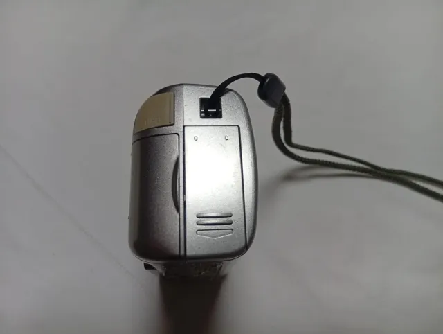 Cámara Olympus C-310 Zoom Digital 3.2 MP