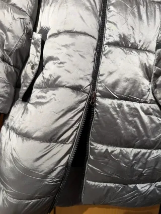 Cazadora acolchada mujer gris