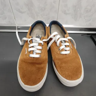 Zapatillas Vans Marrones y Azules