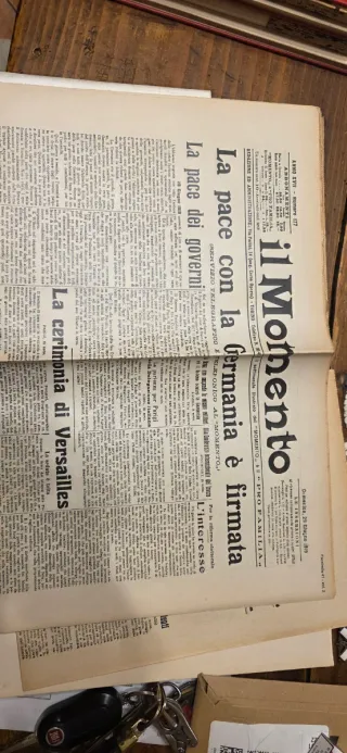 Set 12 Giornali Storici Militari con Custodia