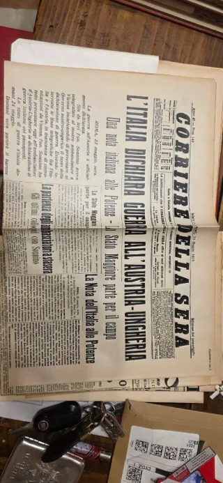 Set 12 Giornali Storici Militari con Custodia