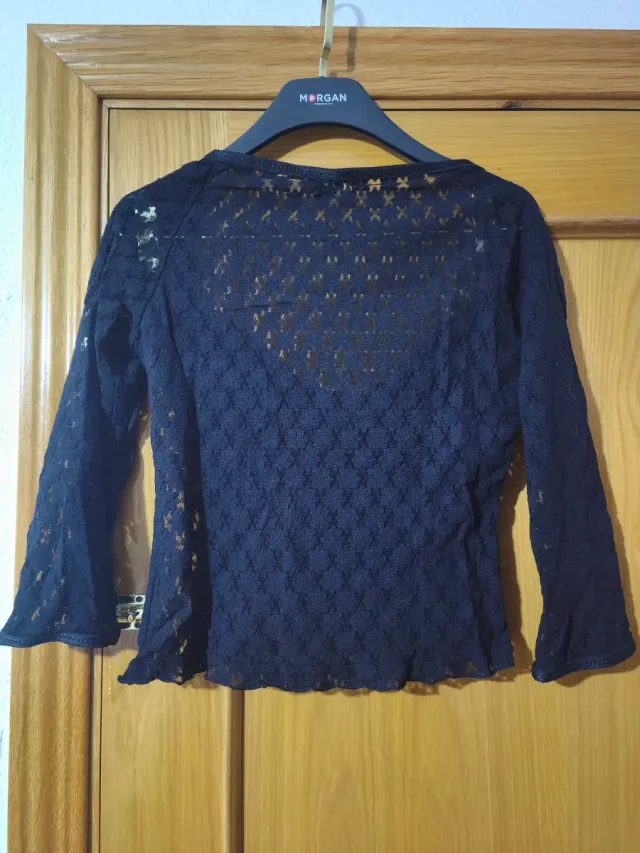 Camiseta Negra Encaje Manga Larga
