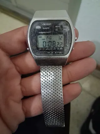 Reloj Orient Digital Cronógrafo Plata