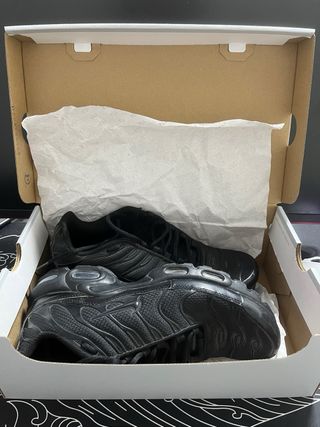 Nike Air Max Plus Negras Talla 42