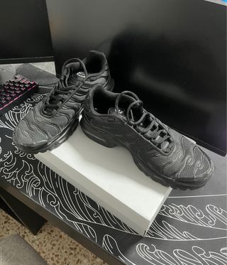 Nike Air Max Plus Negras Talla 42