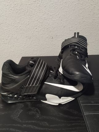 Nike Savaleos - Casi Nuevas