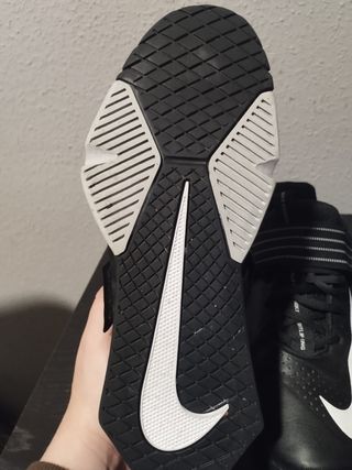 Nike Savaleos - Casi Nuevas