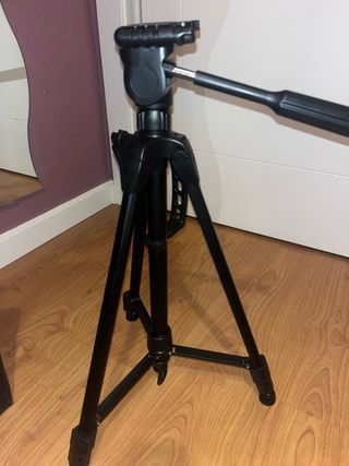 Trípode para cámara fotográfica