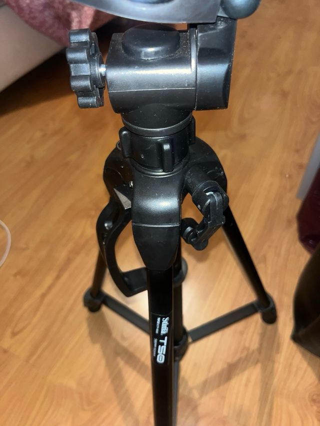 Trípode para cámara fotográfica