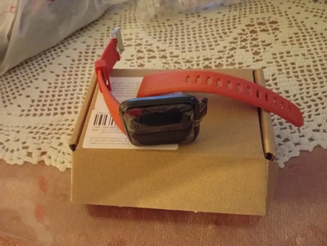 Reloj inteligente rojo