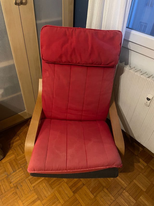 Cuscino rosso Ikea POÄNG