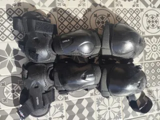 Patines Oxelo Talla 34-36 + Protecciones