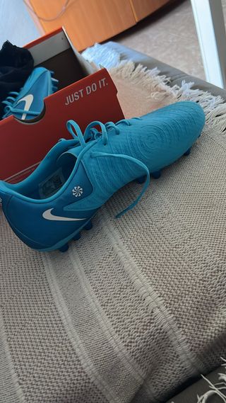 Botas de fútbol Nike azules