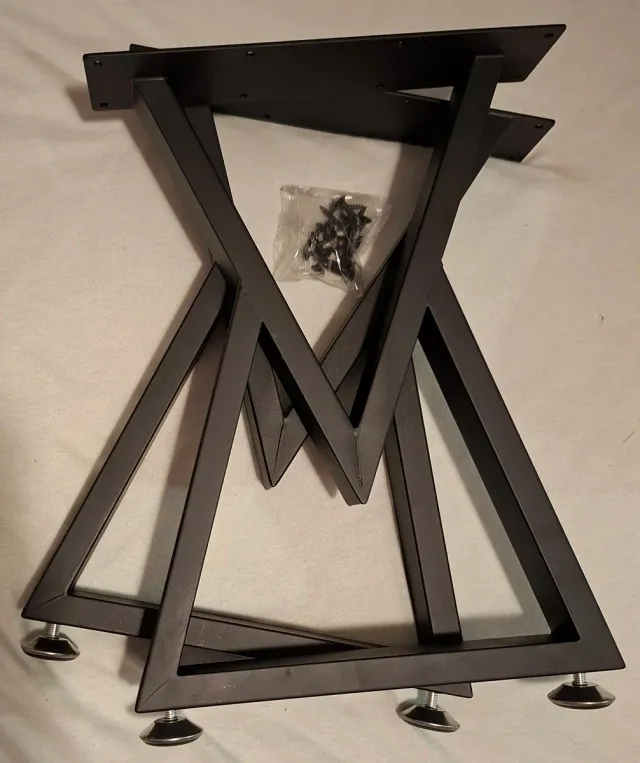 2 Patas metalicas negras mesa salón