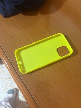 Cover Giallo Fluo iPhone 12/12 Pro