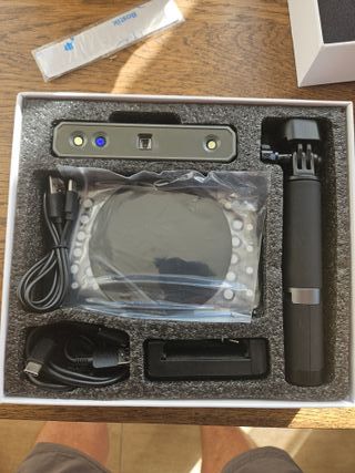 Revopoint Mini 3D Scanner + Plato Giratorio