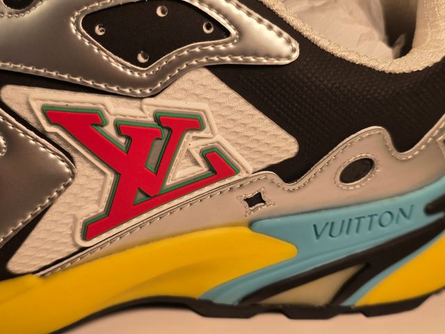 Louis Vuitton Corredor Tatic Taglia 43