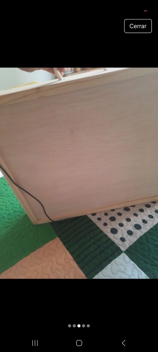 Mesa sensorial de madera