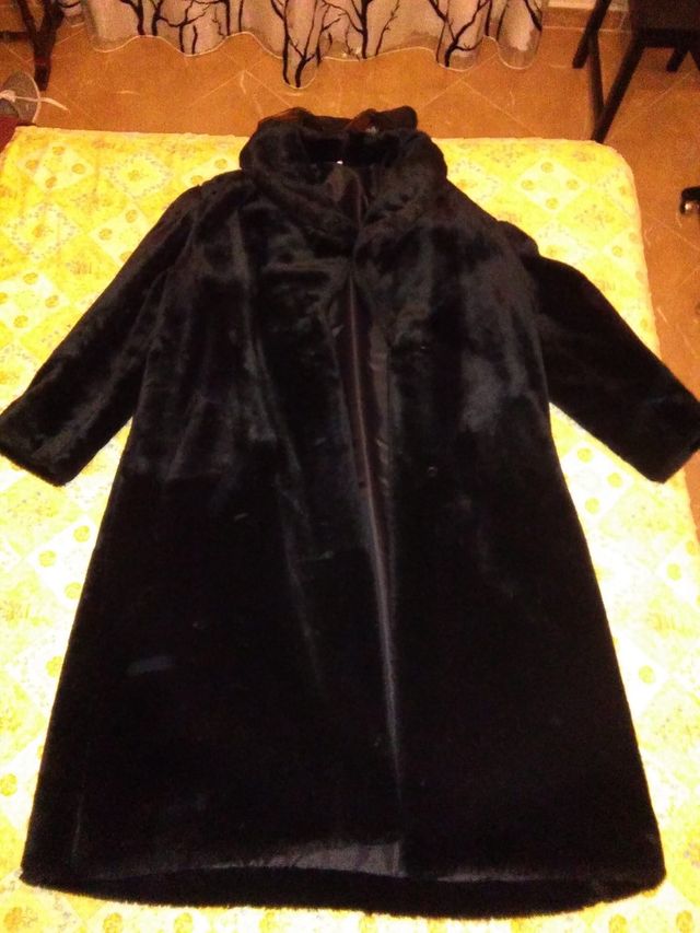 Abrigo largo negro mujer