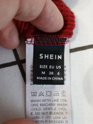 Jersey Shein rayas blanco, negro y marrón