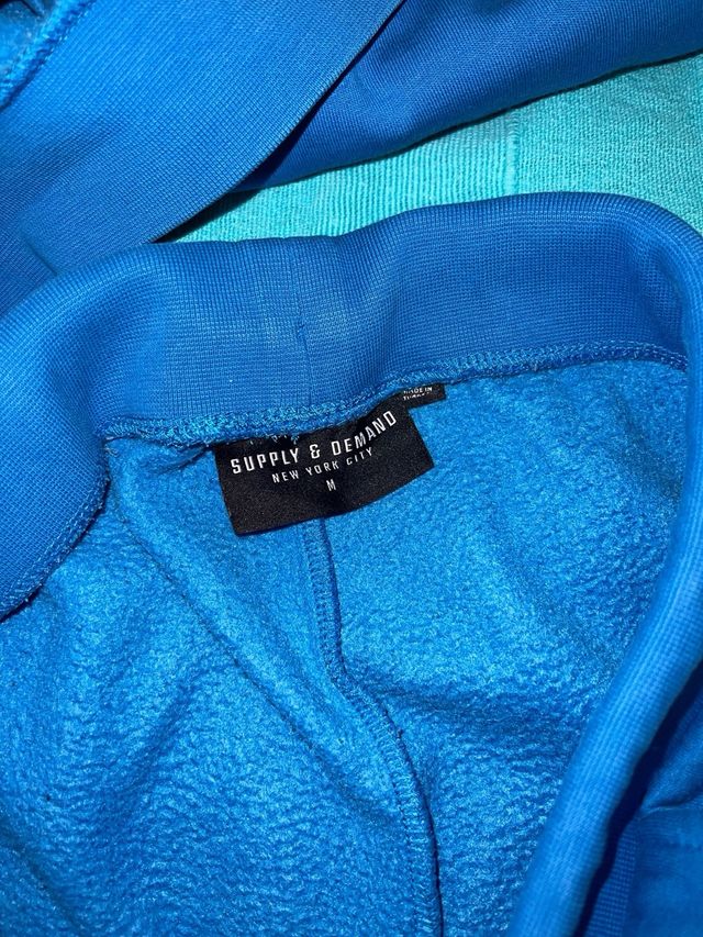 Conjunto chándal Supply & Demand azul