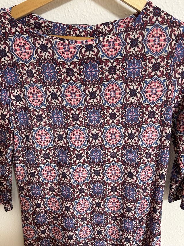 Vestido estampado manga 3/4