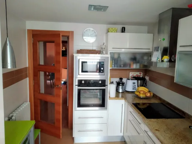 Se vende o alquila ático en Villena