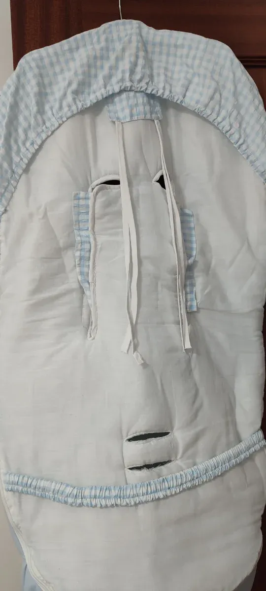 Saco para silla de bebé a cuadros