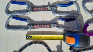 15 Rinvii roccia + assicuratori