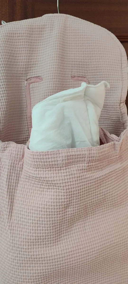 Saco para silla de bebé rosa