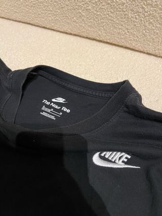 Camiseta Nike niño negra