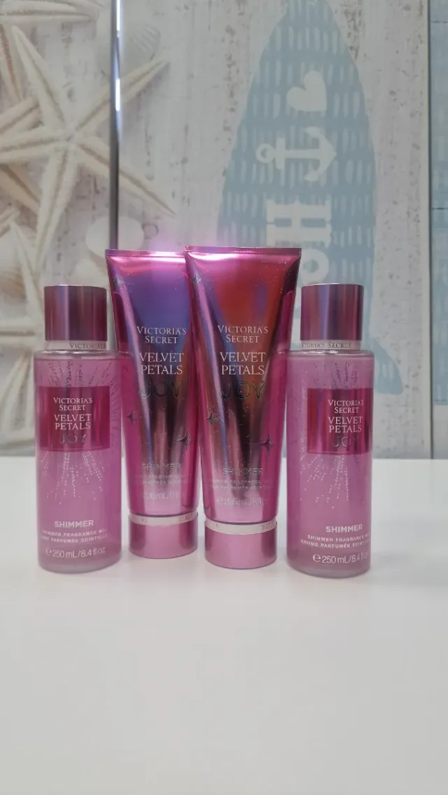 Victoria's Secret Amber Romance Set