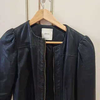 Cazadora de cuero Mango negra