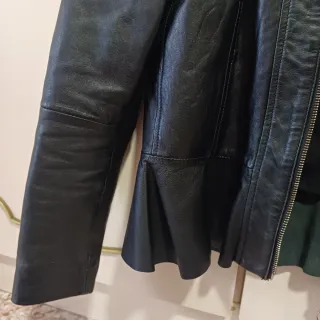 Cazadora de cuero Mango negra