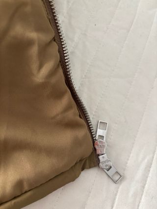 Mono acolchado ZARA verde militar Talla L