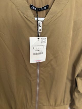 Mono acolchado ZARA verde militar Talla L