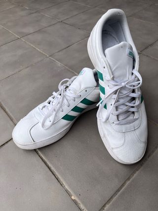 Zapatillas Adidas Talla 46 Blancas y Verdes