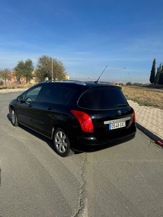 Peugeot 3008 2010