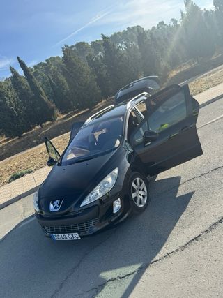 Peugeot 3008 2010