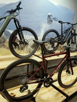 Specialized Tarmac SL8 Pro SRAM Force solo 54