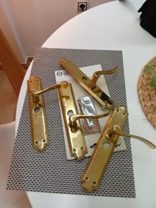 2 Parejas Manillas Doradas