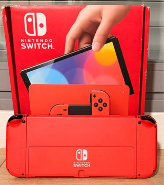 Nintendo Switch OLED Roja y Negra