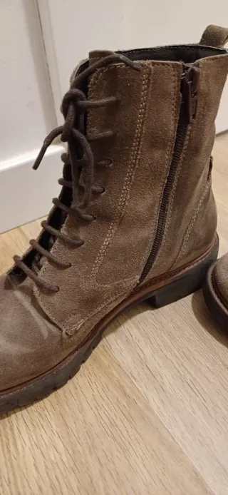 Botas Casas cordones ante marrón